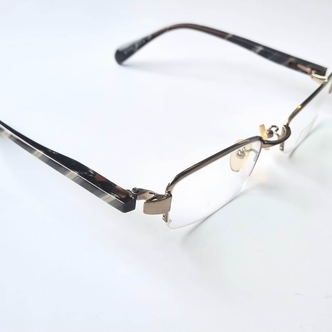 데드스탁 반무테 골드 뿔다리콤비 안경테  1380 상품이미지10