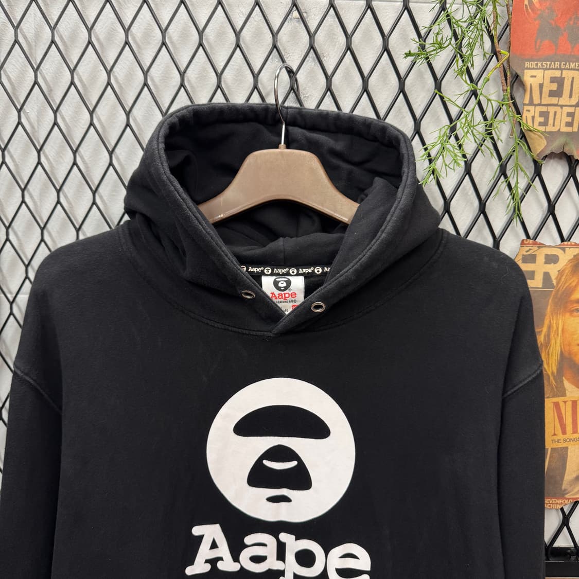 에이프 바이 베이프 후드티 전면 빅로고 포인트 블랙 상품이미지3
