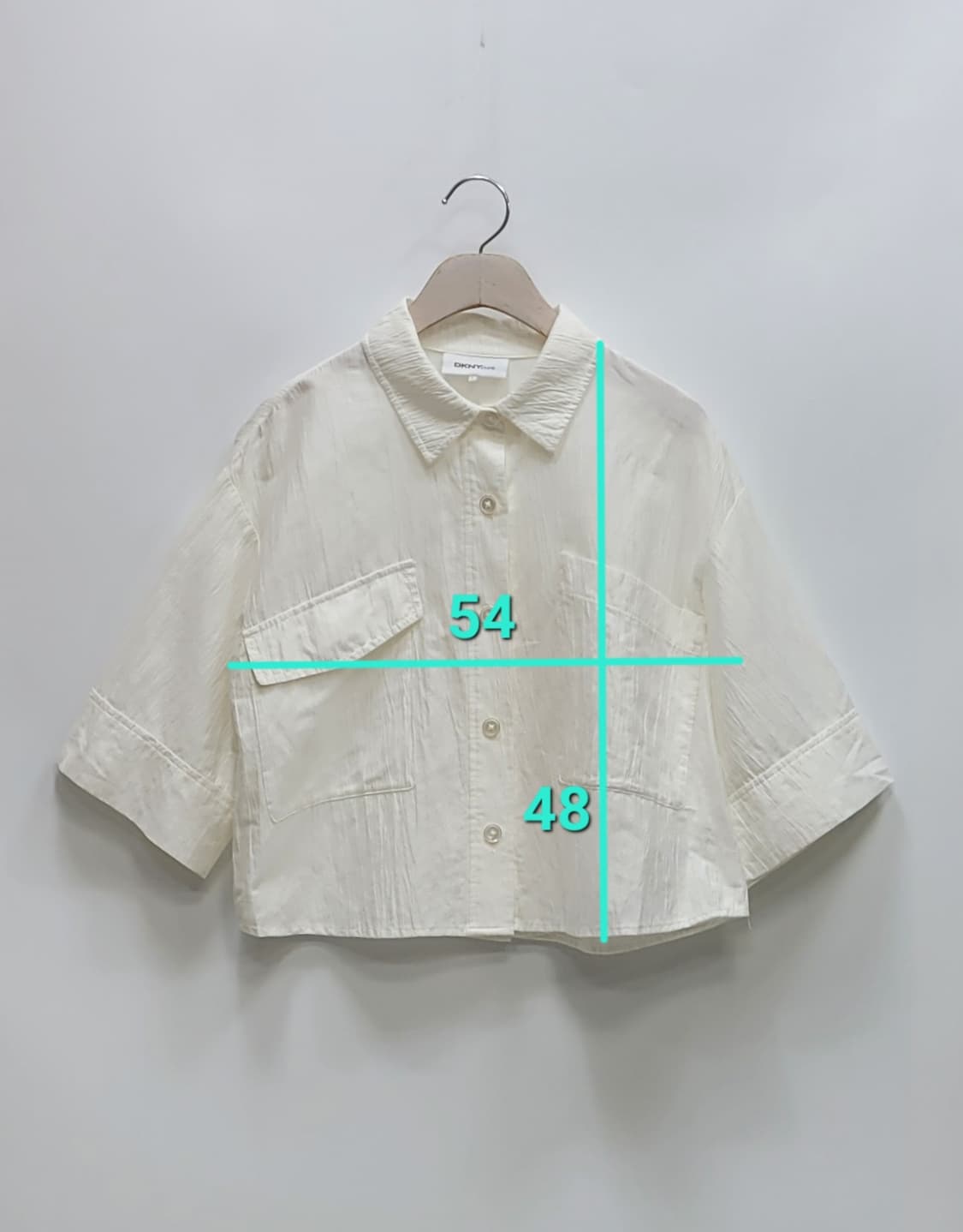 DKNY 21SS 한섬 DKNY 린넨 오버핏 크롭 셔츠 / 여 S 화이트 상품이미지10