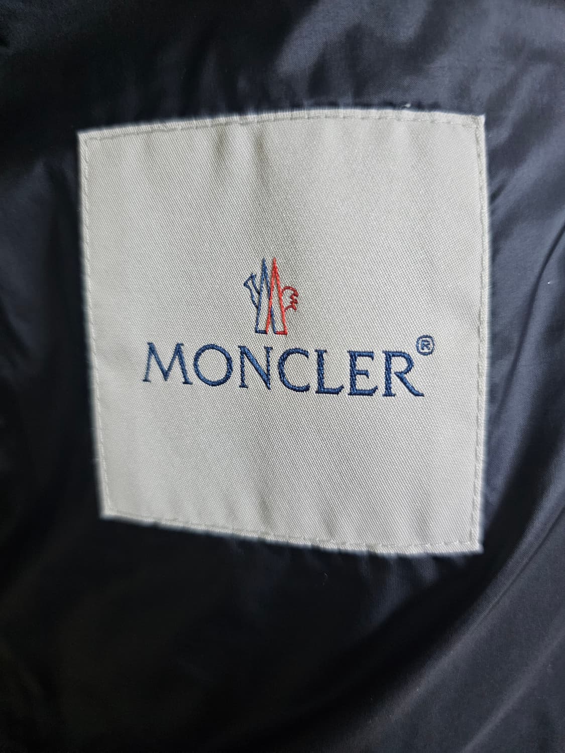 몽클레어 아가텔론 여성 경량 롱패딩 상품이미지5