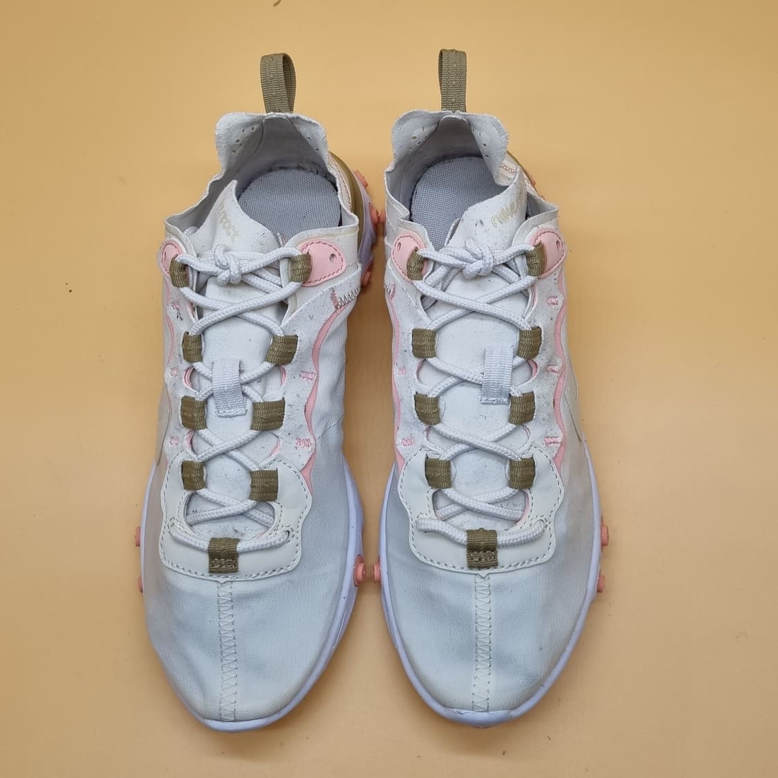 나이키 리액트 엘리먼트 55 운동화225. 상품이미지2