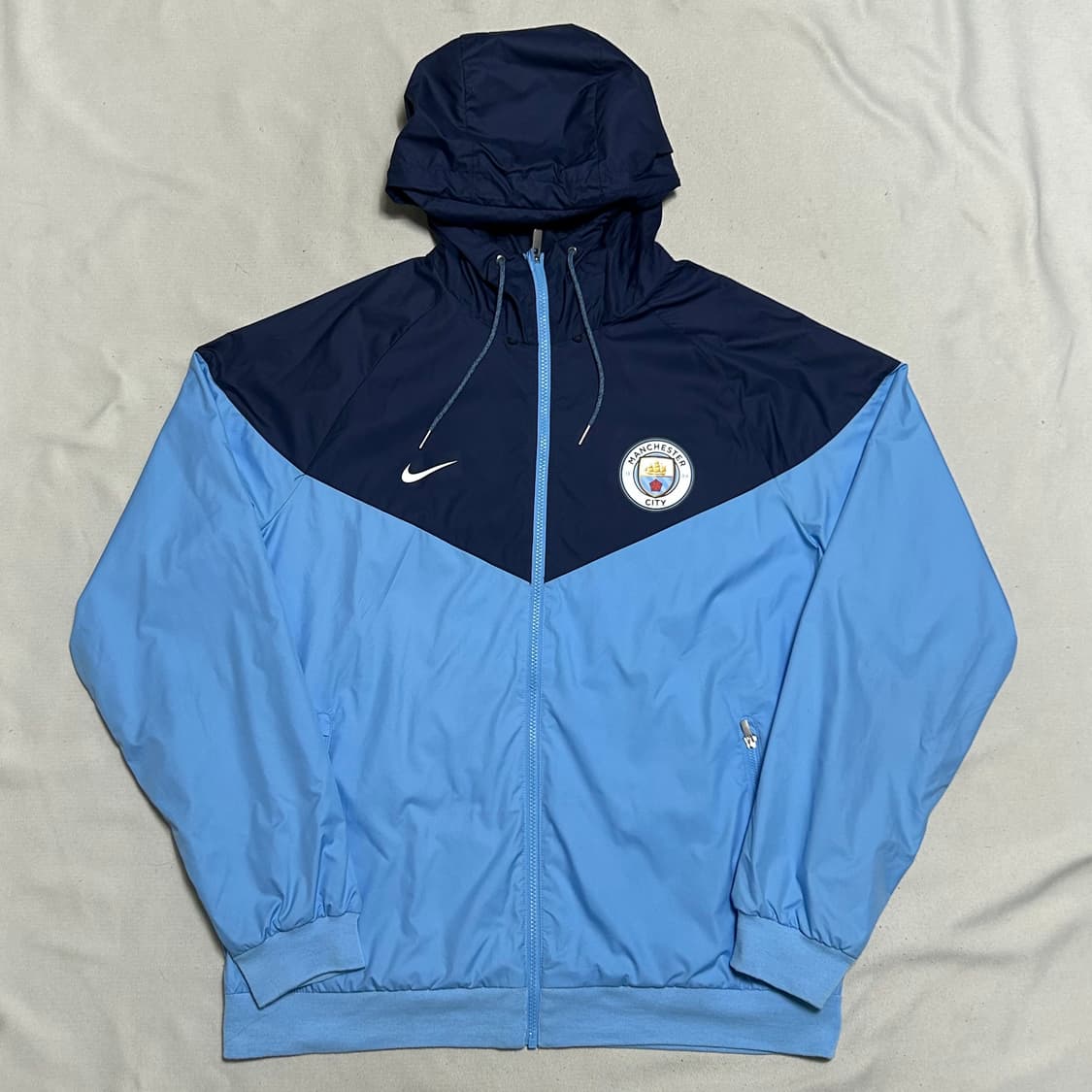 XL 나이키 맨체스터 시티 스카이블루 배색 바람막이 상품이미지2