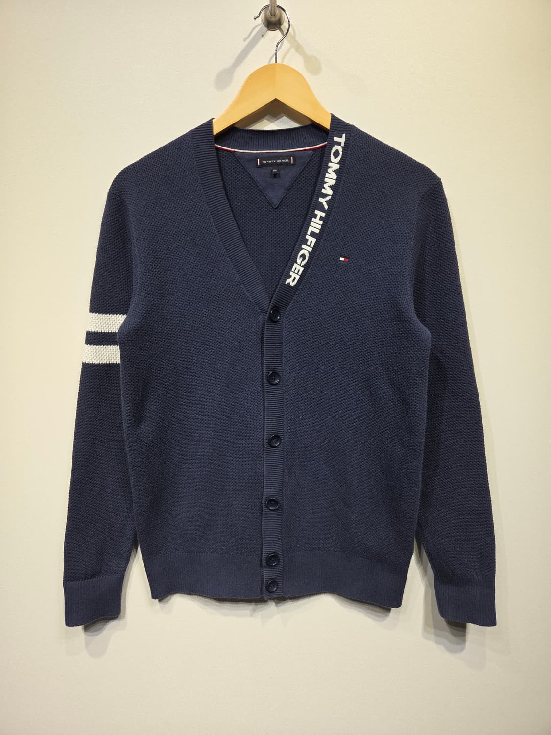 타미힐피거 넥 레터링 와플 니트 가디건 상품이미지2
