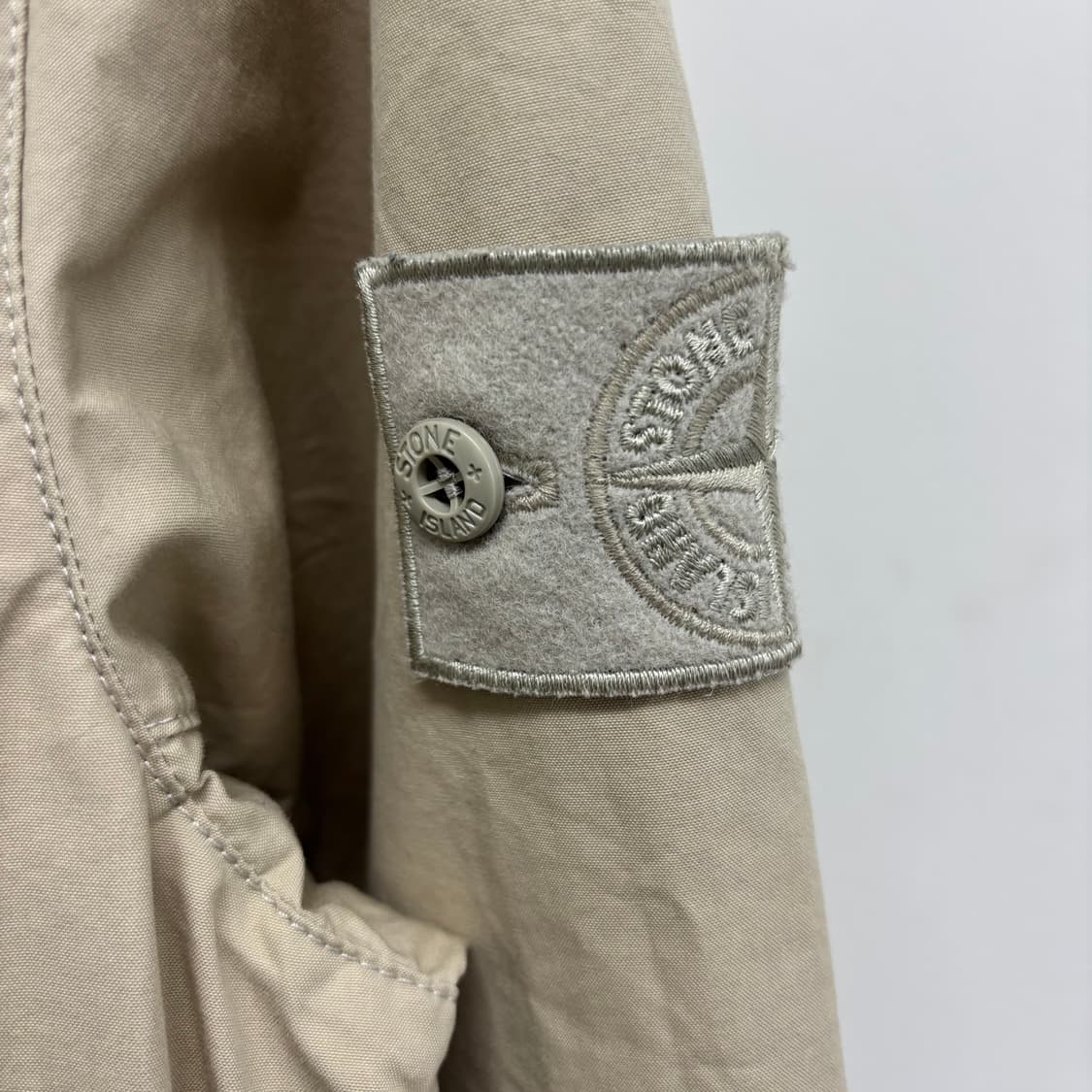 [M]스톤아일랜드 와펜패치 워크자켓 상품이미지2