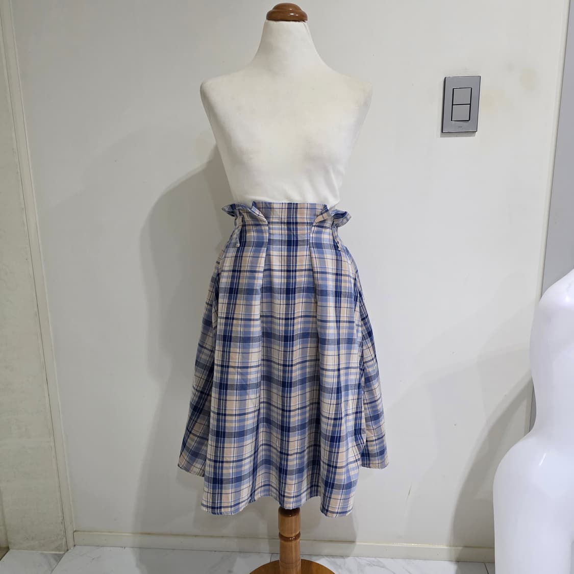 earth music 일본빈티지)하구미 모리걸 갸 체크 플레어 미디스커트 상품이미지2
