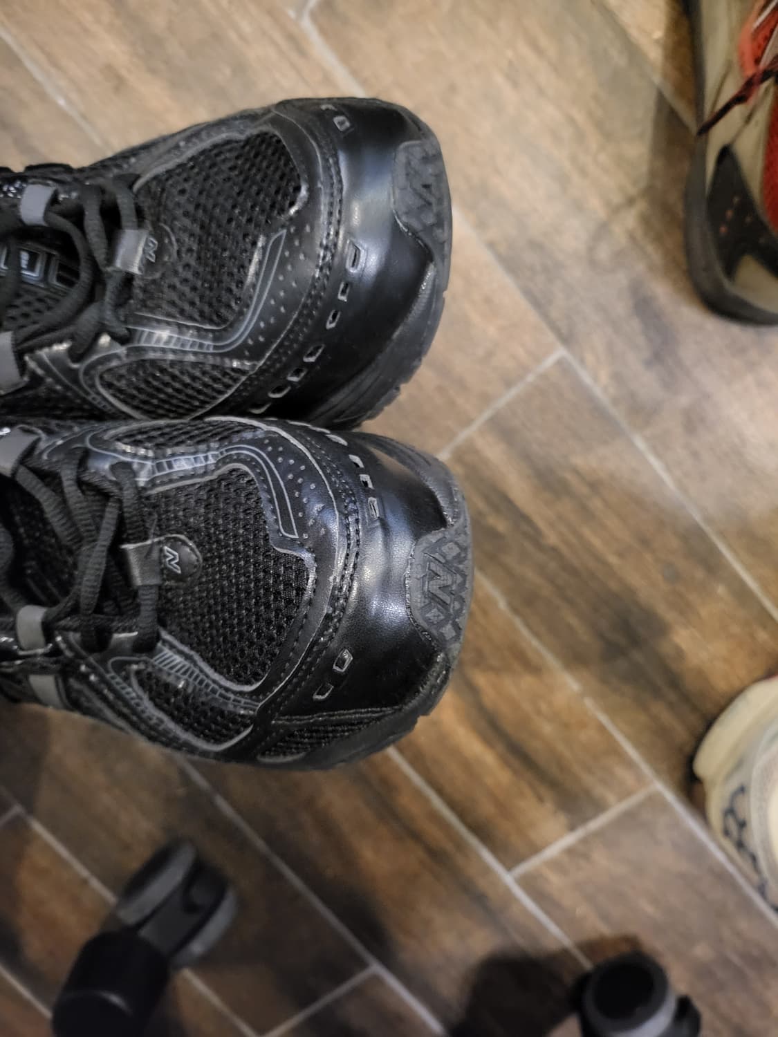 뉴발란스 1906R 블랙 운동화270 상품이미지4