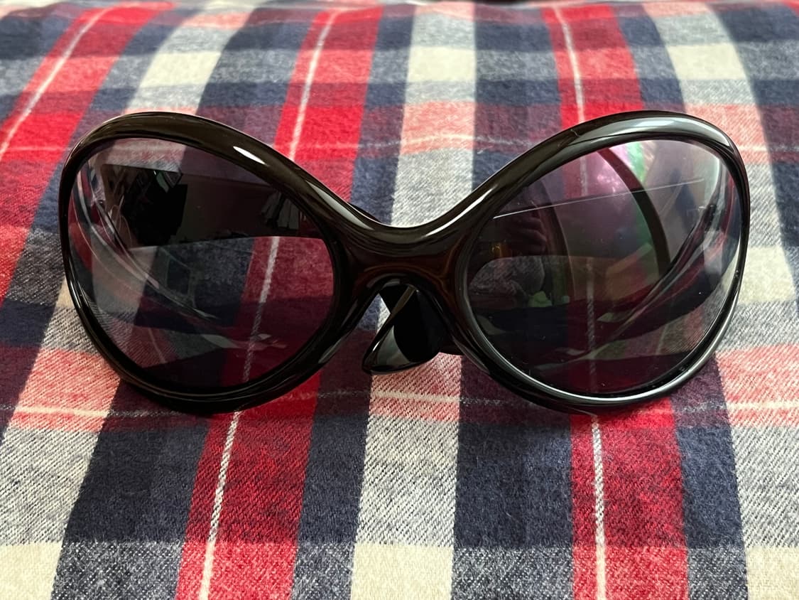 Global Eyeware 오버사이즈 블랙 히데 선글라스 상품이미지3
