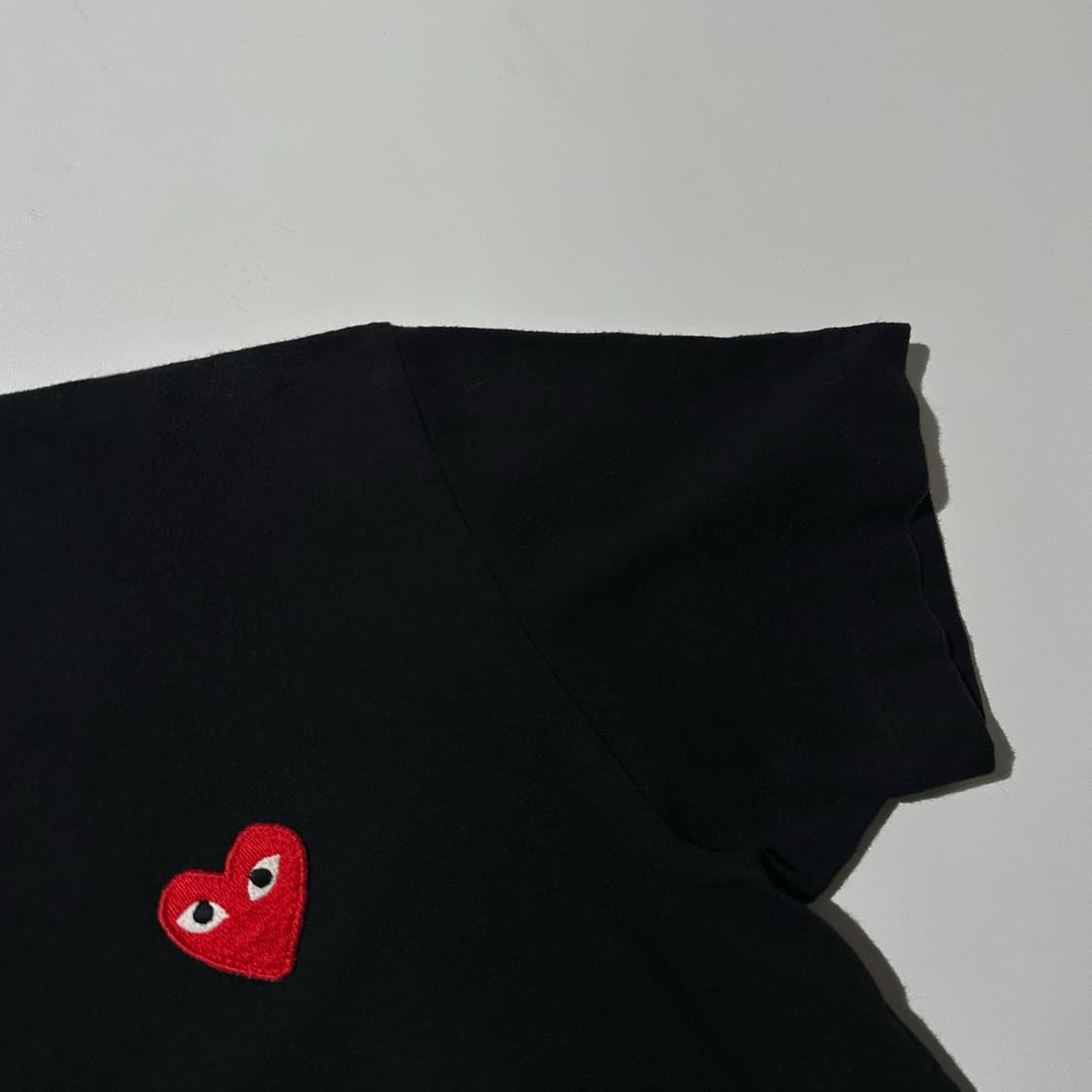 꼼데가르송 플레이 하트 와펜 반팔 티셔츠 상품이미지5