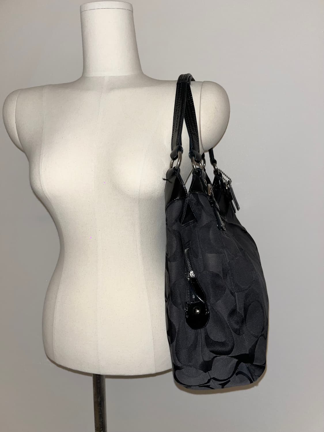 📦Coach black basic shoulder bag 상품이미지7