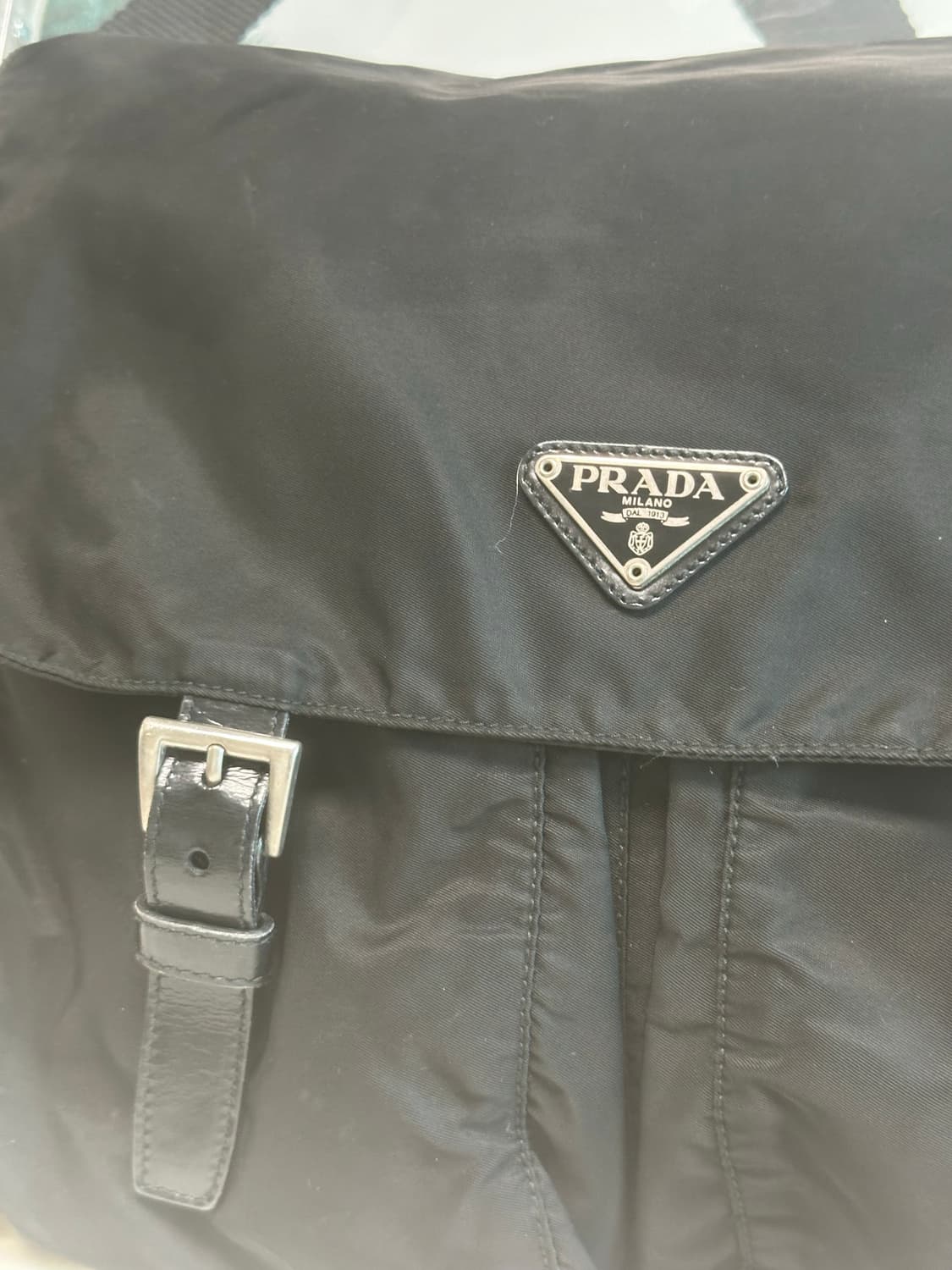 프라다 투버클 포코노 나일론 메신저백 크로스백 상품이미지5