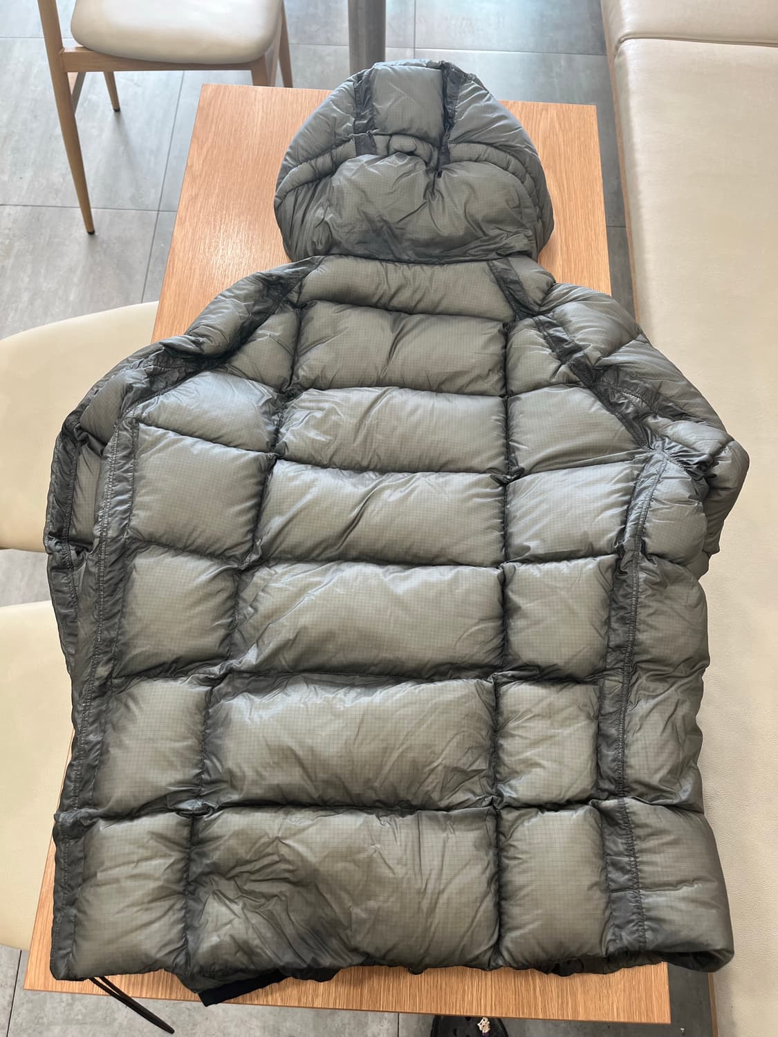 [50] cp컴퍼니 디디쉘 패딩 dd 쉘 패딩 시피컴퍼니 상품이미지2