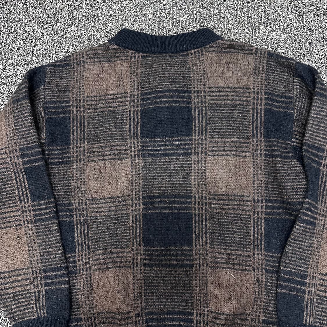 YSL 입생로랑 체크 패턴 헨리넥 울 니트 100(L) 상품이미지8