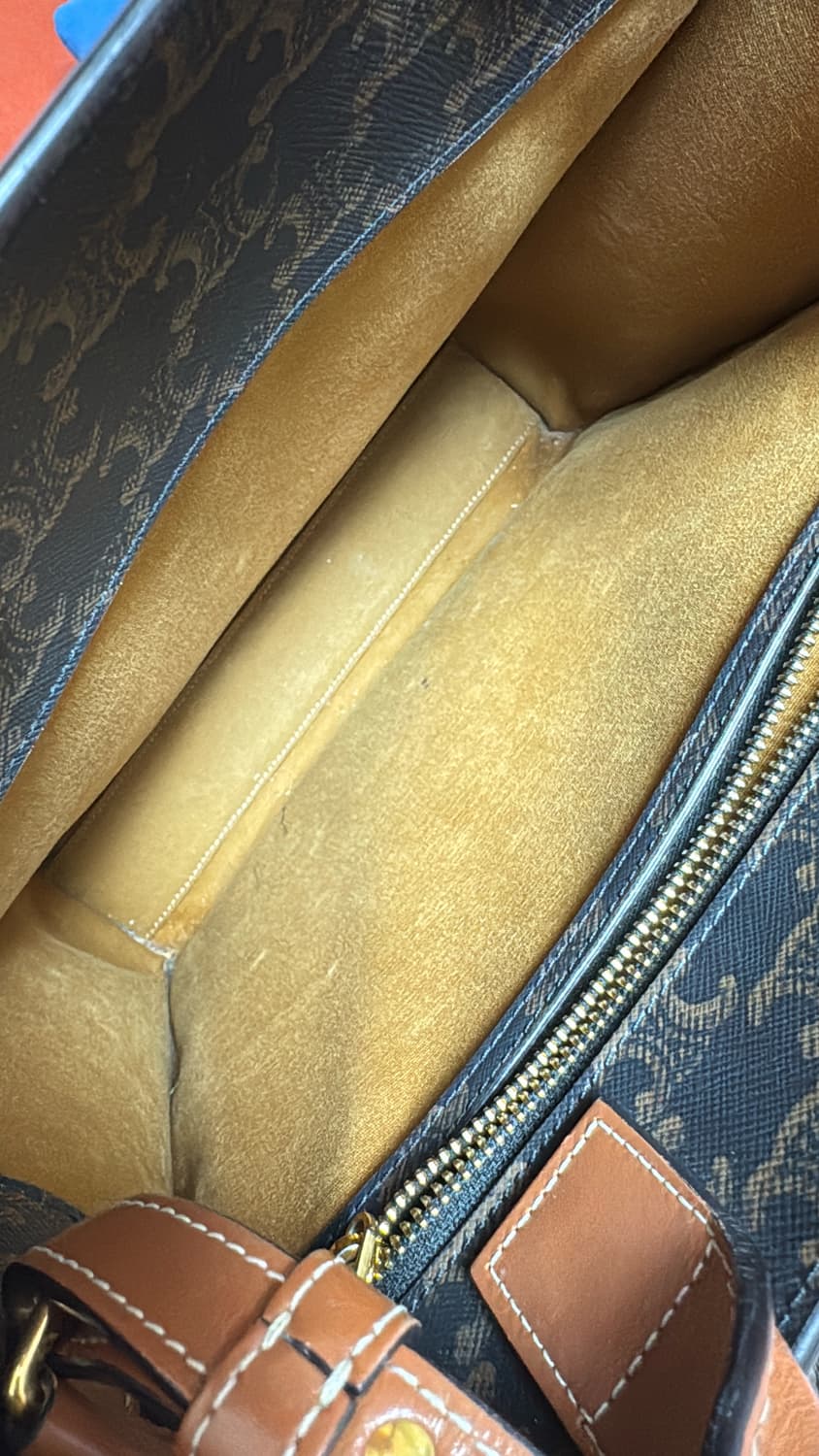 셀린느 트리오페 버티컬 카바스백(정품) 상품이미지9