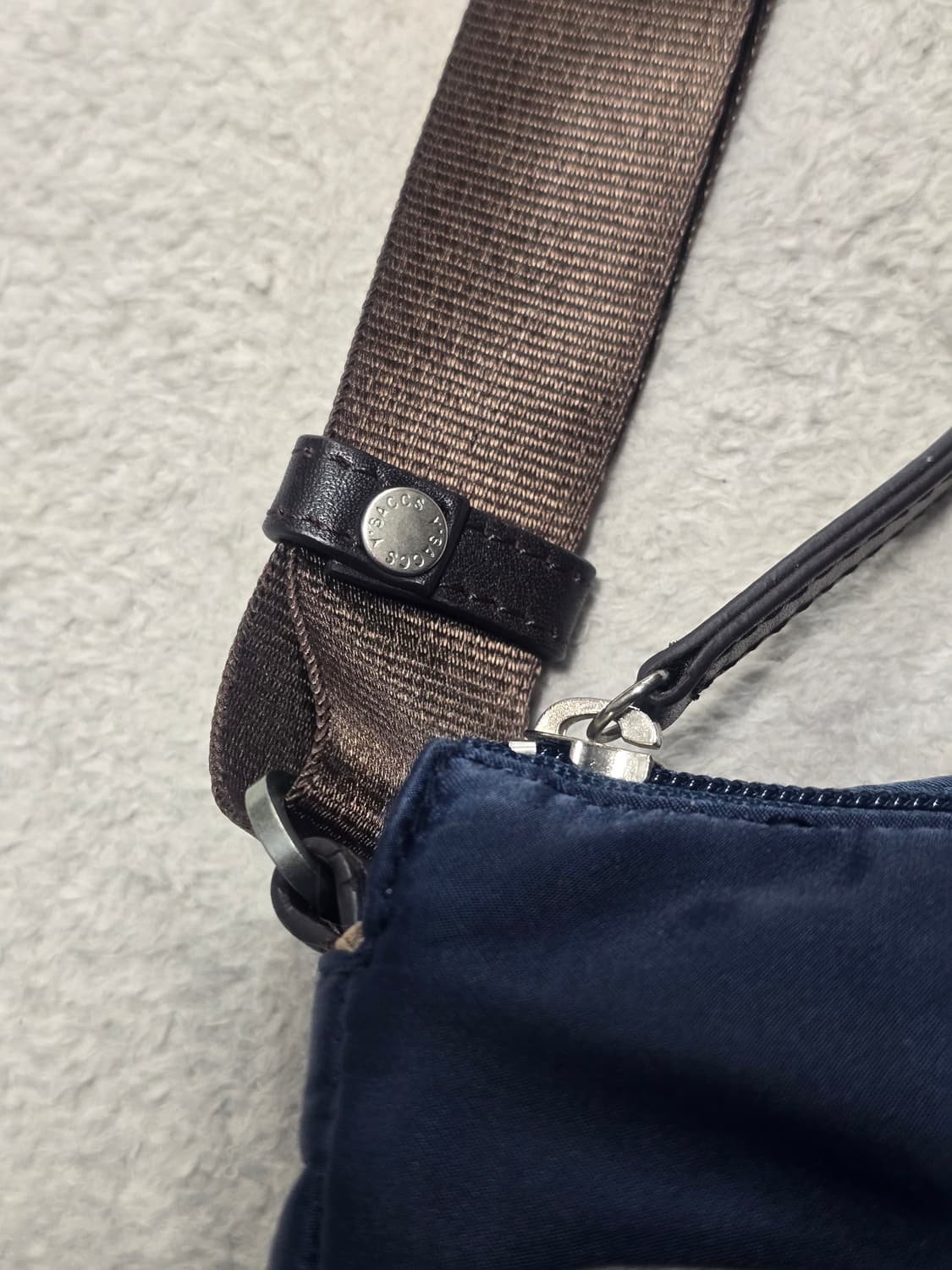 Y'saccs by Yohji Yamamoto 가죽 콤비 크로스백 상품이미지5