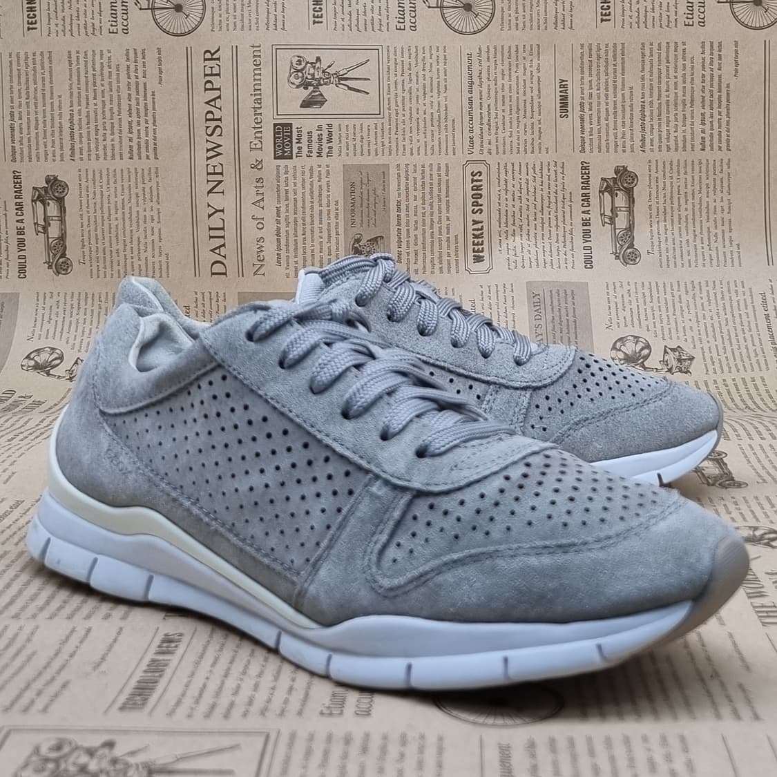 제옥스 스웨이드 여성스니커즈 240 상품이미지1