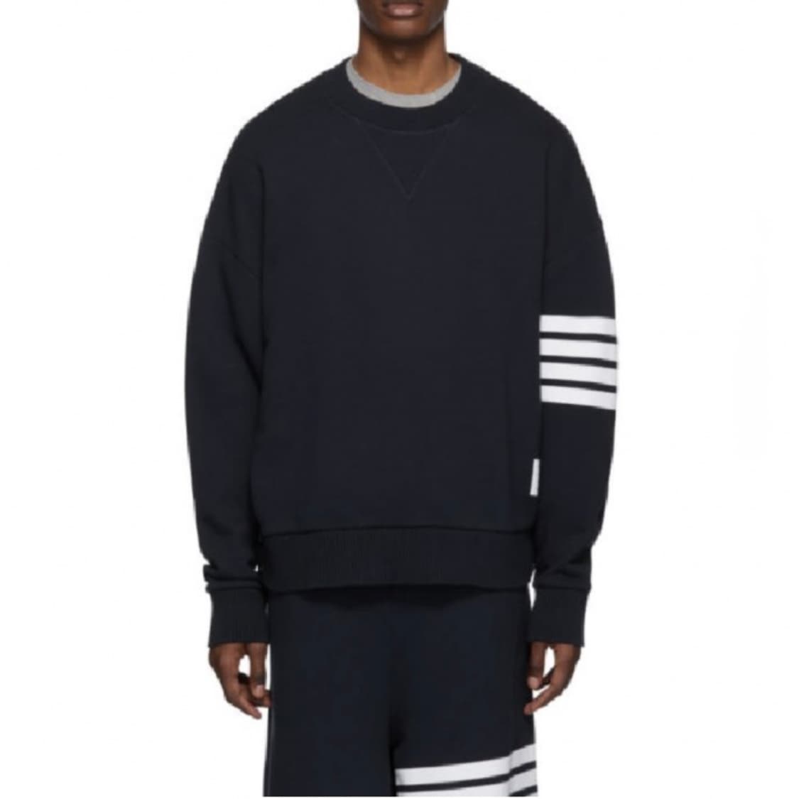 [A급/5] 톰브라운 사선완장 오버핏 맨투맨 그레이 상품이미지9