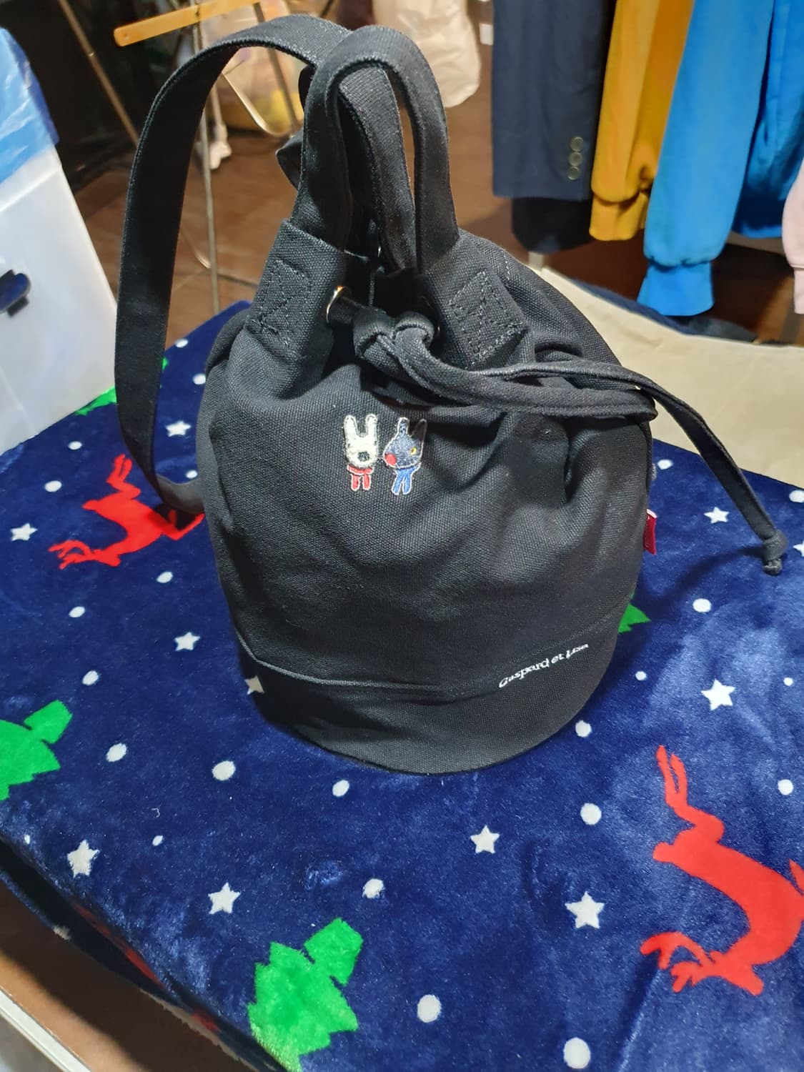 가스파드 앤 리사 검정색 복조리 가방 상품이미지1