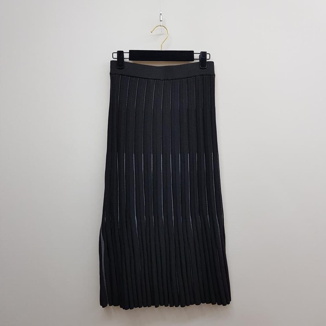 한섬 랑방 2022 플리츠 니트 롱 밴딩 스커트 M사이즈 상품이미지5