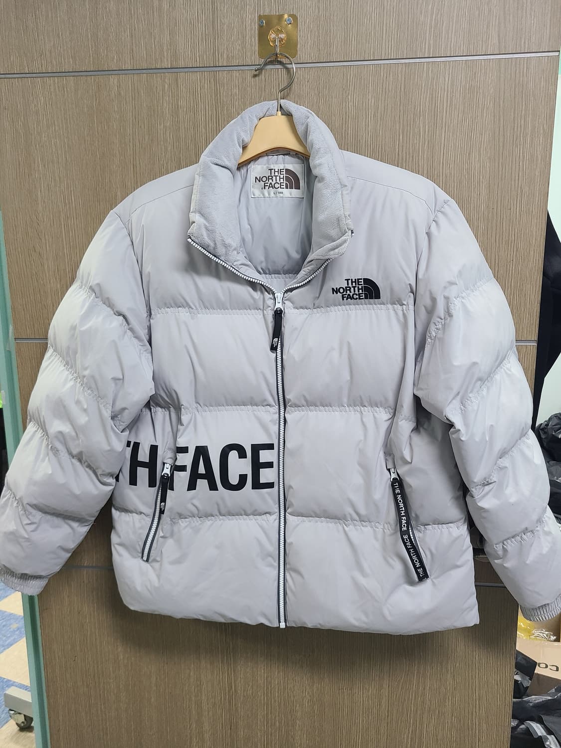 노스페이스 눕시 패딩 그레이 폴리에스터 상품이미지1
