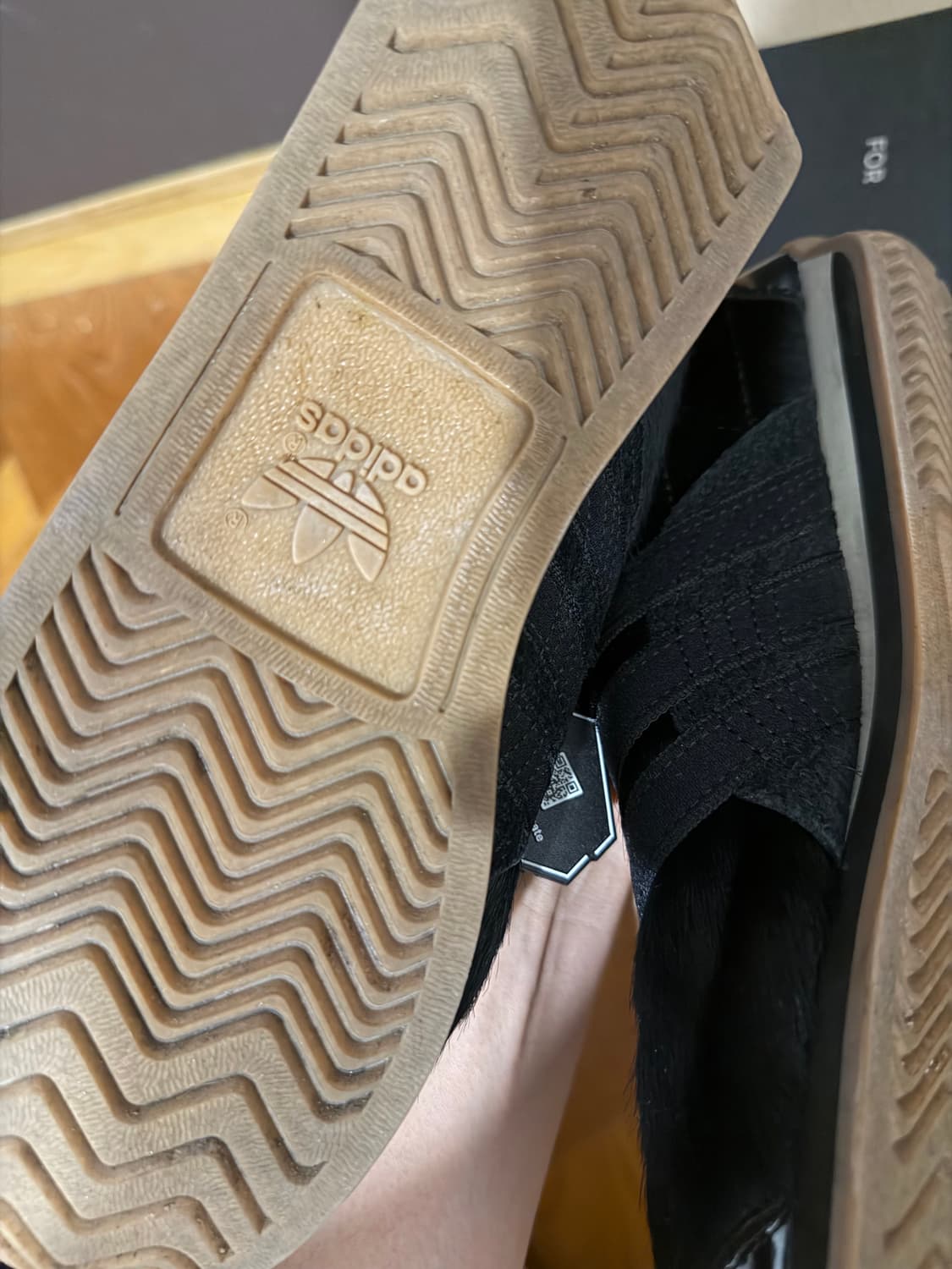 아디다스 x 송 포 더뮤트 컨트리 OG 블랙 240size 상품이미지4