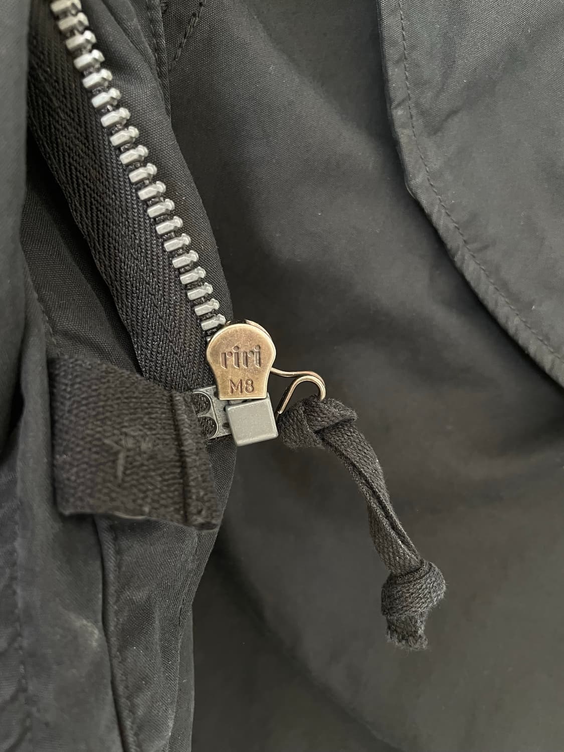 비즈빔 22ss 레빈슨 피쉬테일 파카 상품이미지6