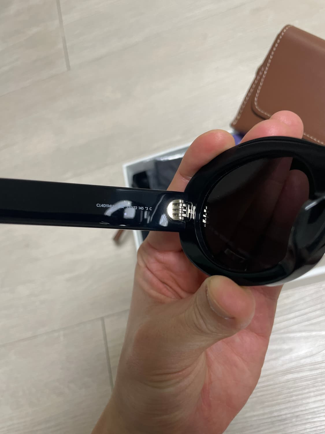 셀린느 아세테이트 트리옹프 01 선글라스 블랙 상품이미지7