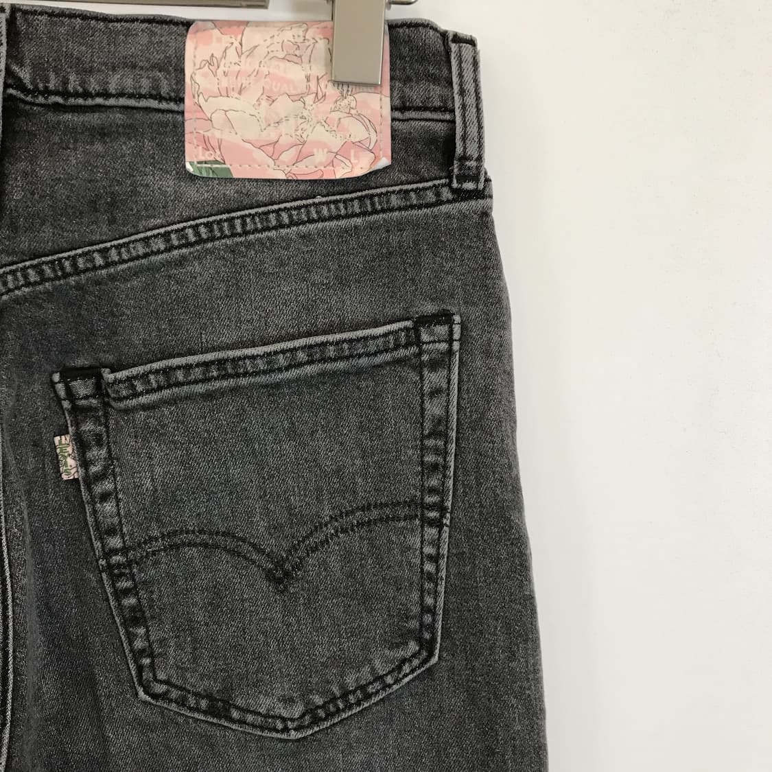 리바이스 512 빅E탭 프리미엄 슬림핏 청바지 [30인치] 상품이미지4