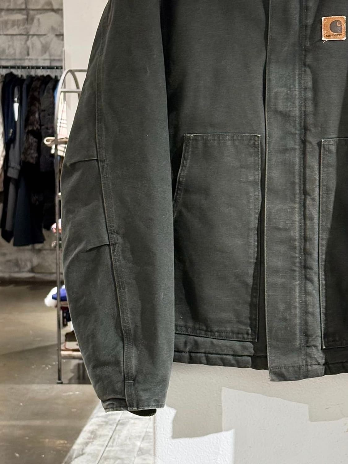 칼하트 모스 그린 J22 덕 디트로이트 자켓 상품이미지4