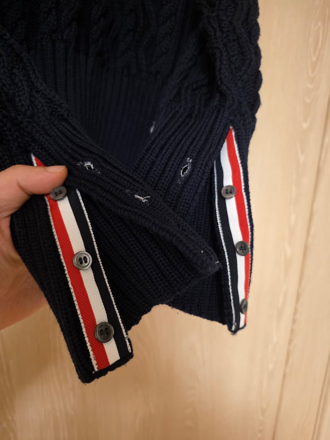 [ 2Size ] 톰브라운 네이비 아란 케이블 니트 상품이미지3