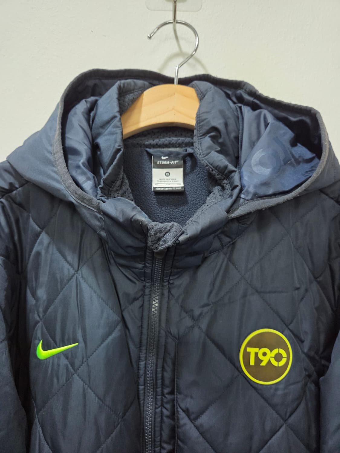 나이키 T90 후드 퀼팅 패딩 점퍼 XL 엑스라지 상품이미지3