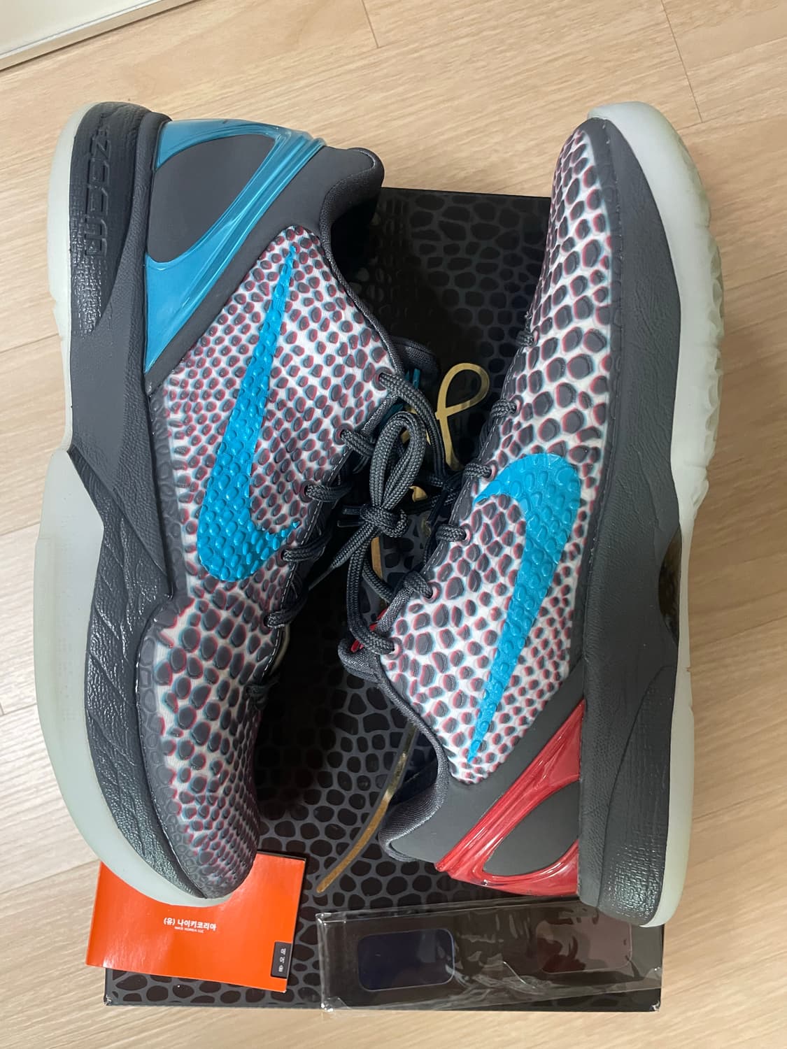 [260] 나이키 코비6 3D 상품이미지2