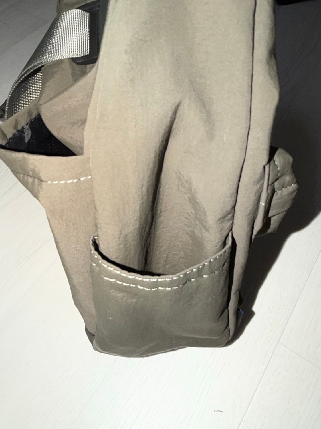 오션퍼시픽 크로스백 카키 상품이미지7