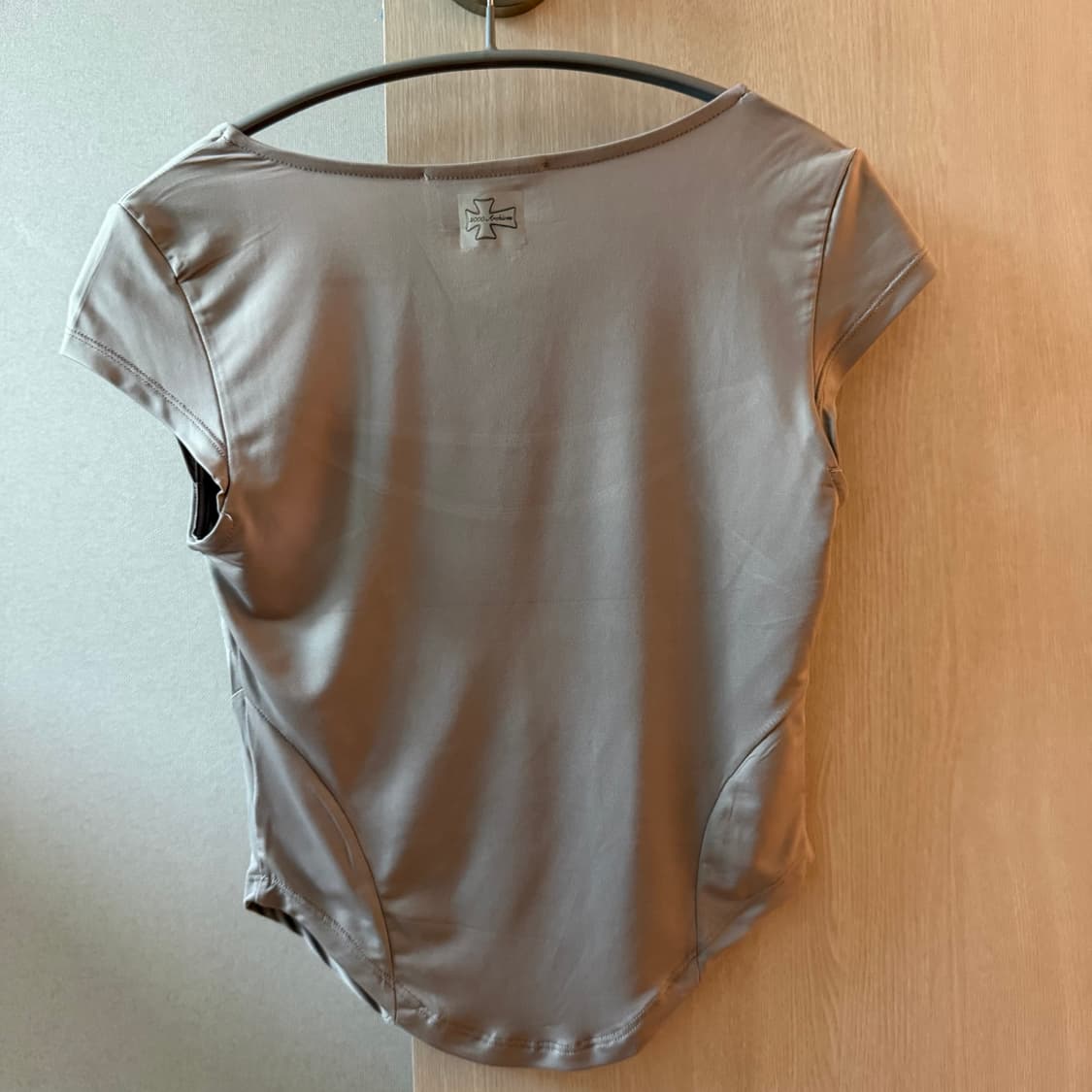 2000아카이브스 OLIVIA TOP (BEIGE) 상품이미지3