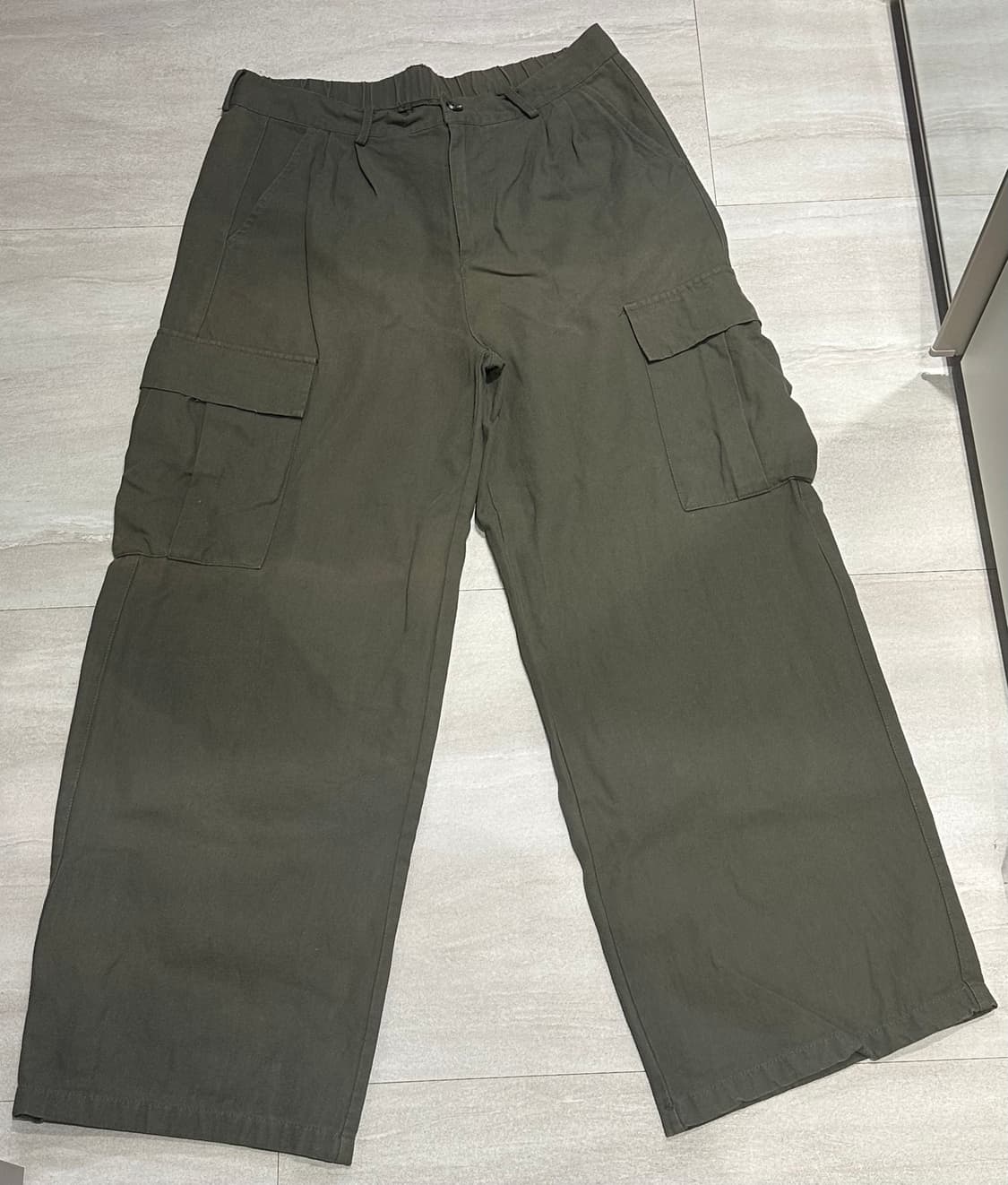 굿라이프웍스 와이드 빅포켓 밴딩 카고팬츠 카키 상품이미지2