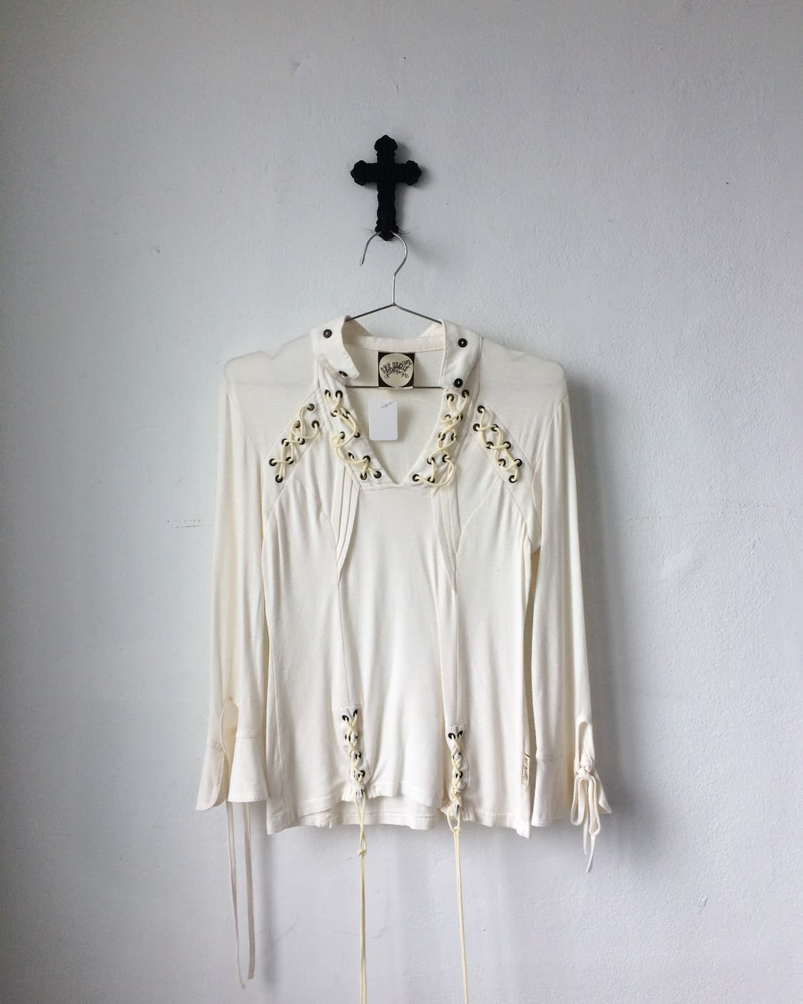 Ozz Angelo eyelet lace up point sleeve 상품이미지2
