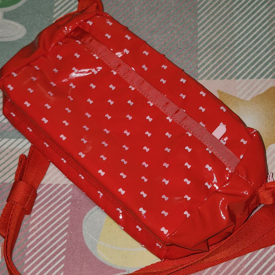 레스포삭 x 산리오 헬로키티 글로시 호보백 상품이미지10