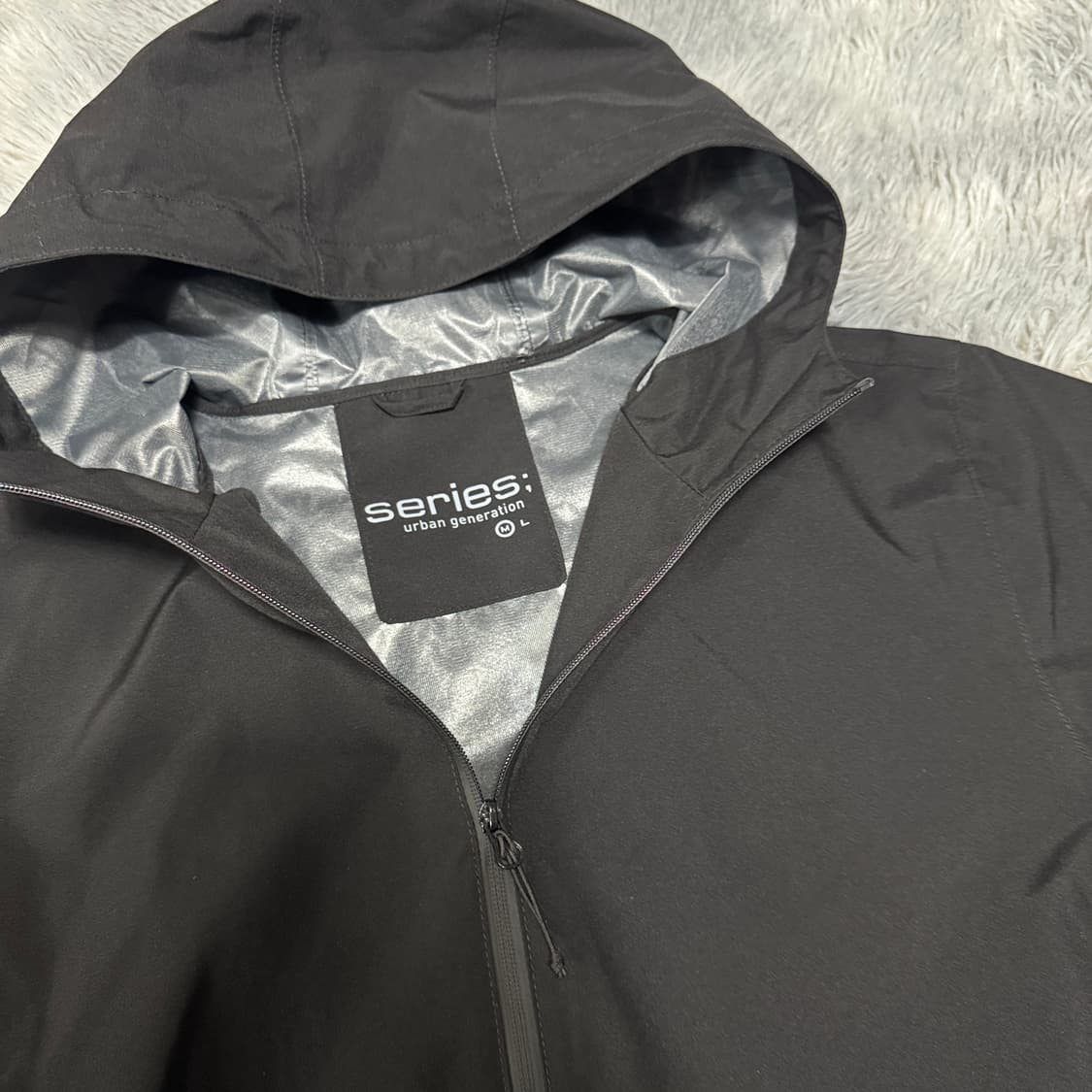  시리즈 경량 바람막이 L사이즈 상품이미지3