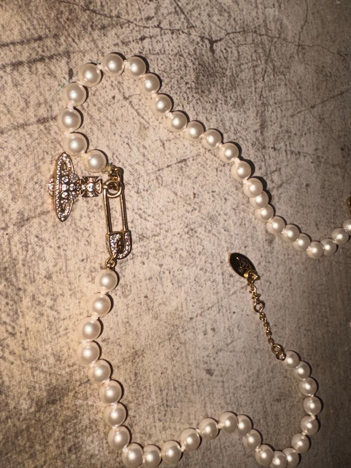 비비안 웨스트우드 진주 목걸이 상품이미지1