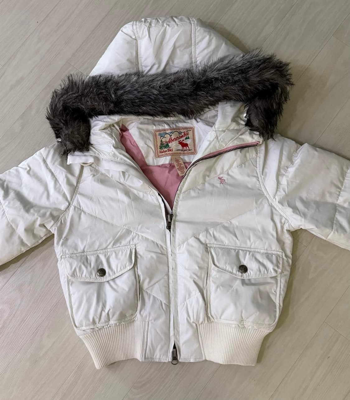 유일매물&이체할인) 아베크롬비 핑크순록 울프죠 퍼 패딩 상품이미지1