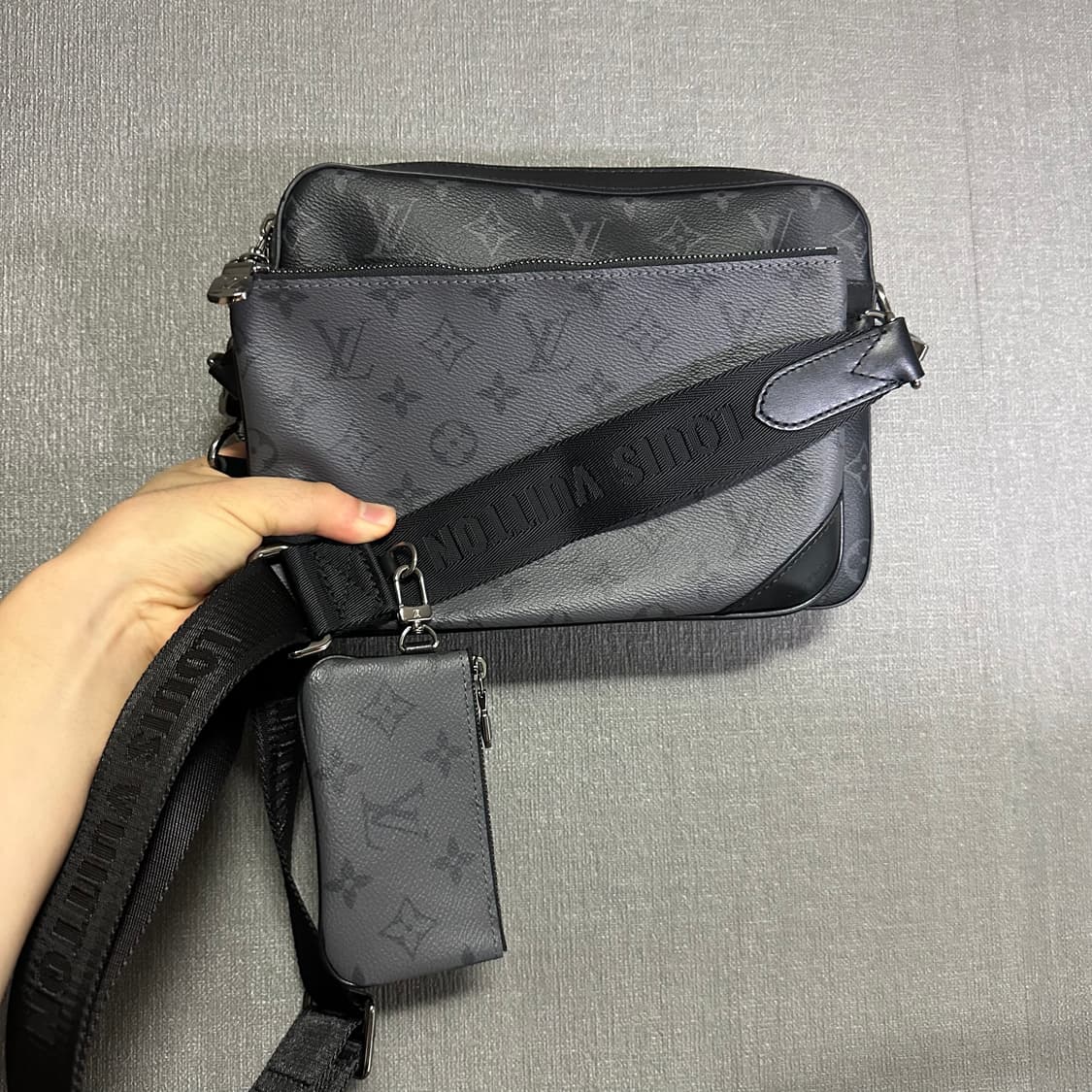 신형 루이비통 트리오 메신저백 리뉴얼버전 상품이미지2