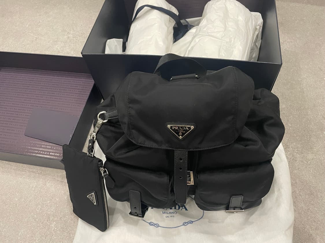 프라다 백팩 미디움 상품이미지3