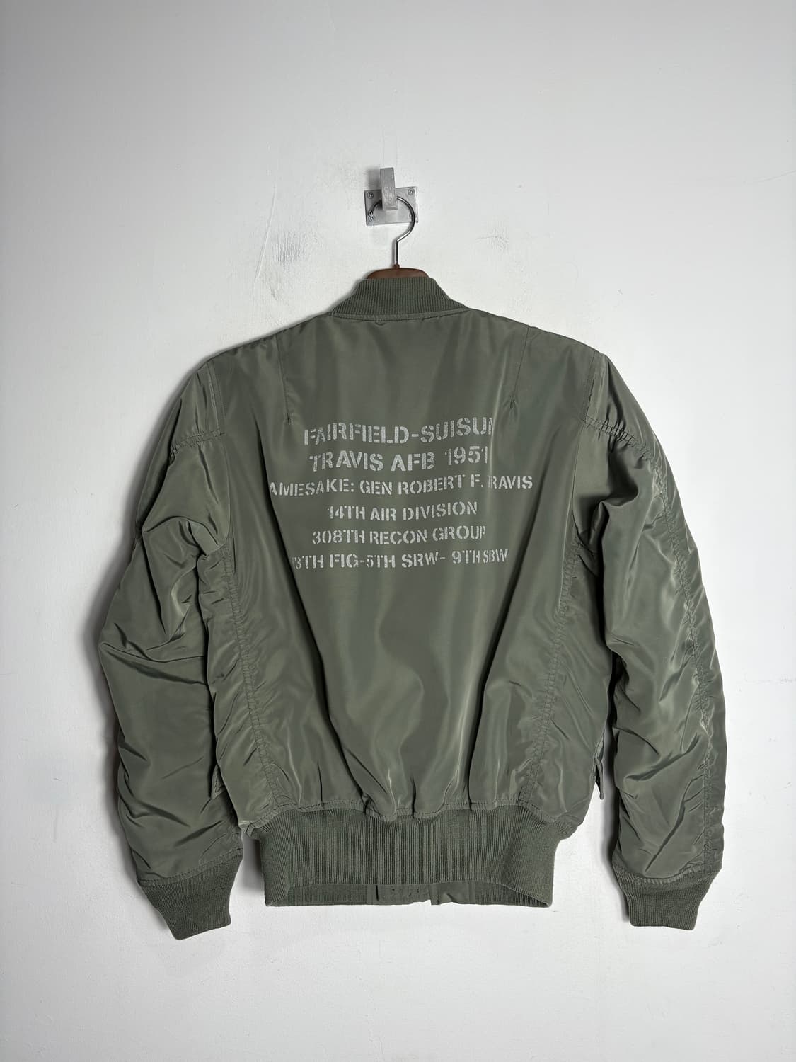 Avirex 아비렉스 ma-1 항공점퍼 카키 상품이미지4