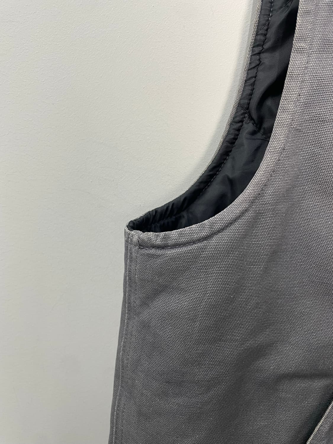칼하트 WIP 베스트 H547 상품이미지9
