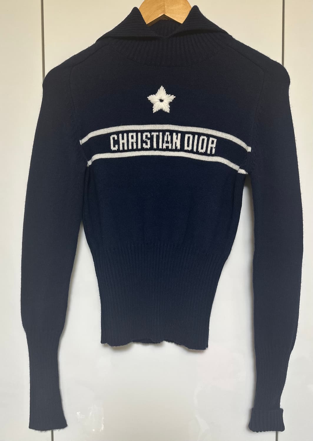 크리스찬 디올 네이비 울니트 정품 상품이미지1