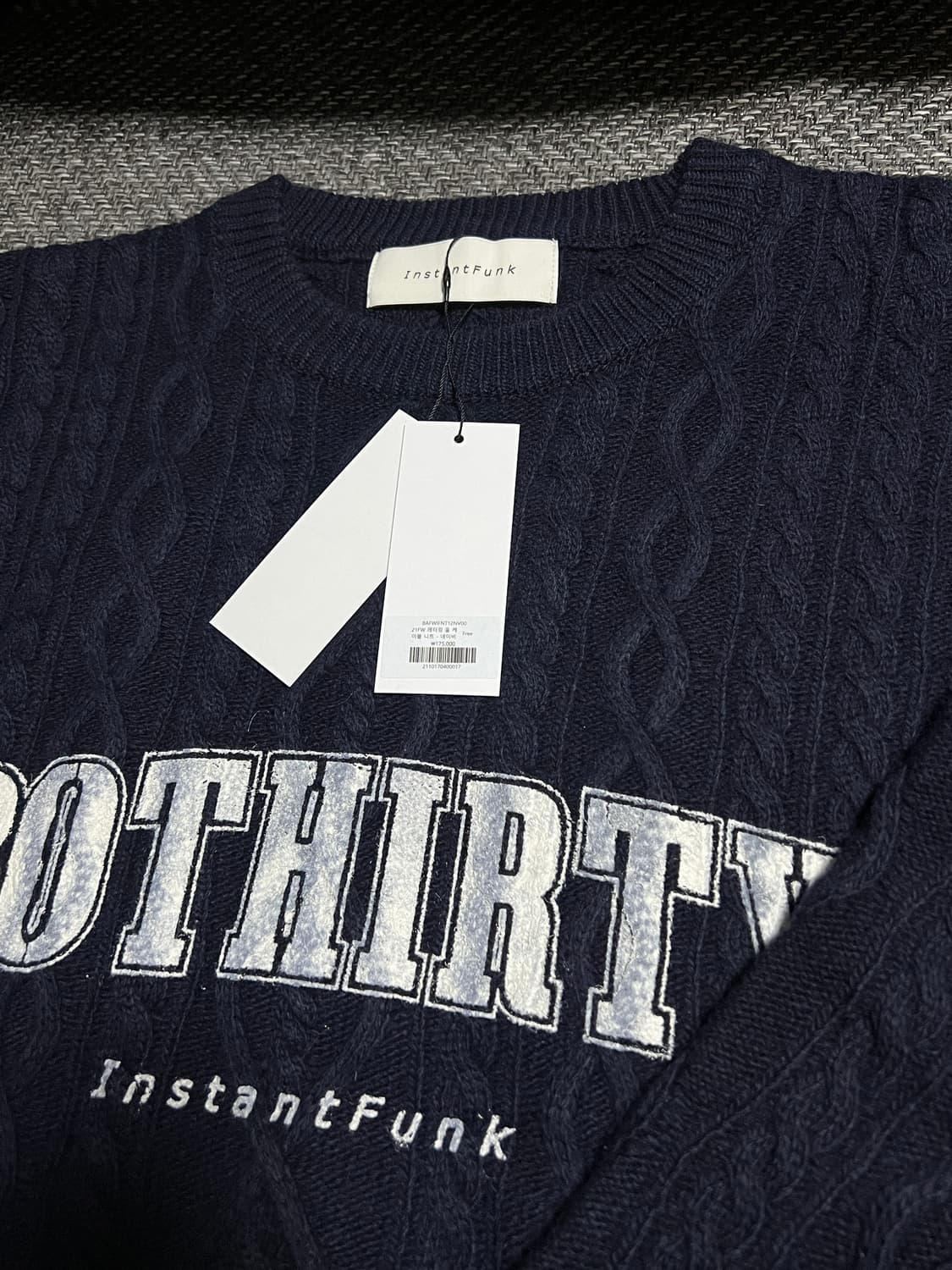 새상품/구할수없는/약30%저렴) 레터링케이블울니트 FREE/인스턴트펑크 상품이미지4