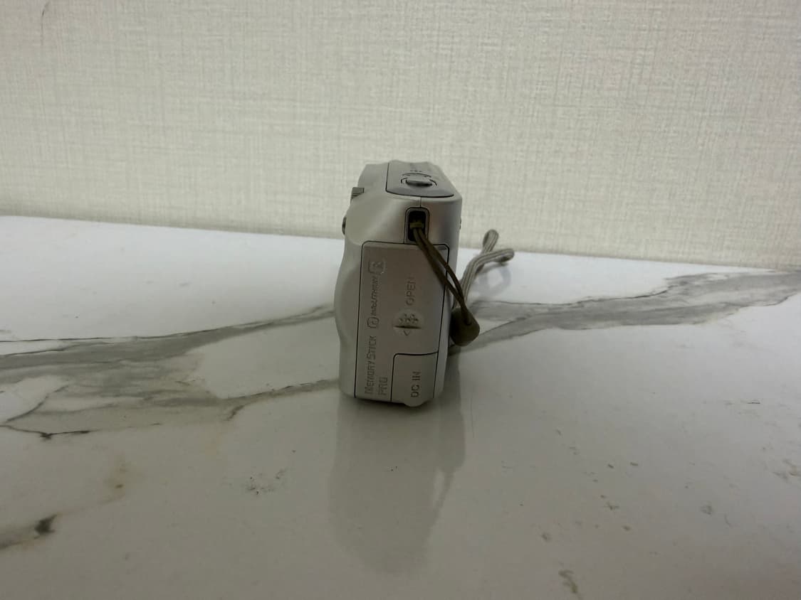 소니 사이버샷 DSC-P200 디지털카메라 상품이미지8