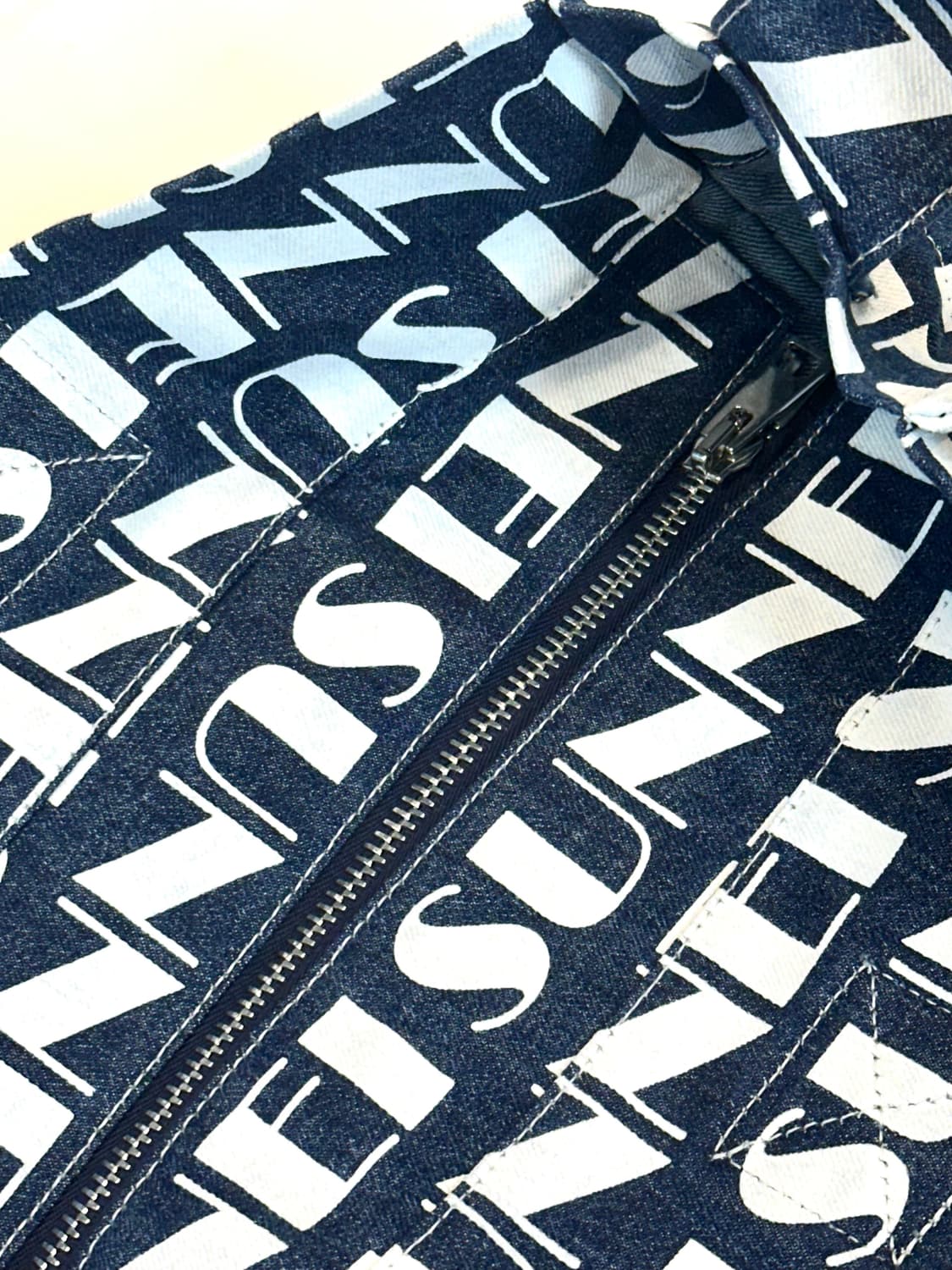 SUNNEI 올오버 로고 패턴 데님 토트백 (민트급) 상품이미지4