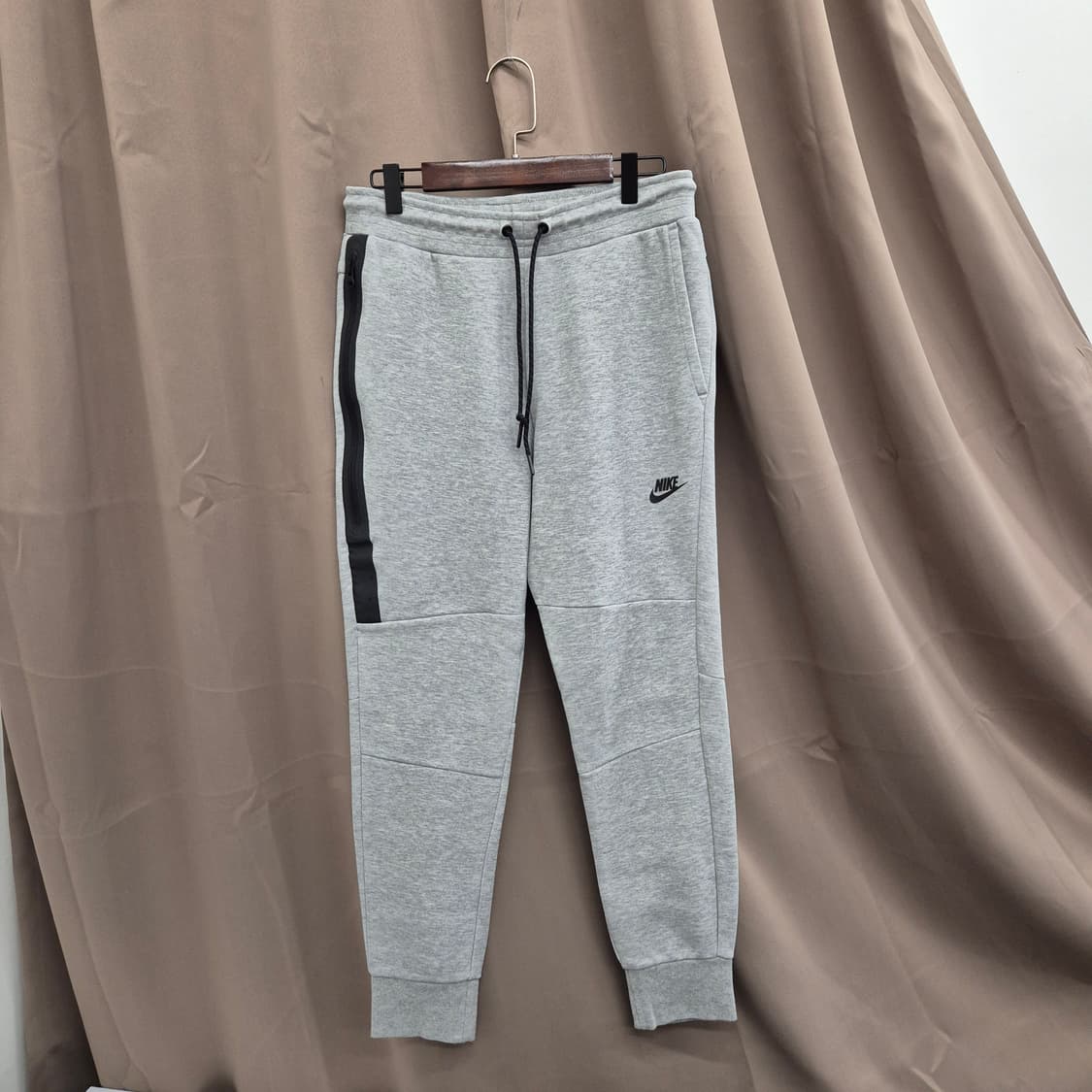 나이키 테크 플리스 조거 팬츠 L 상품이미지1