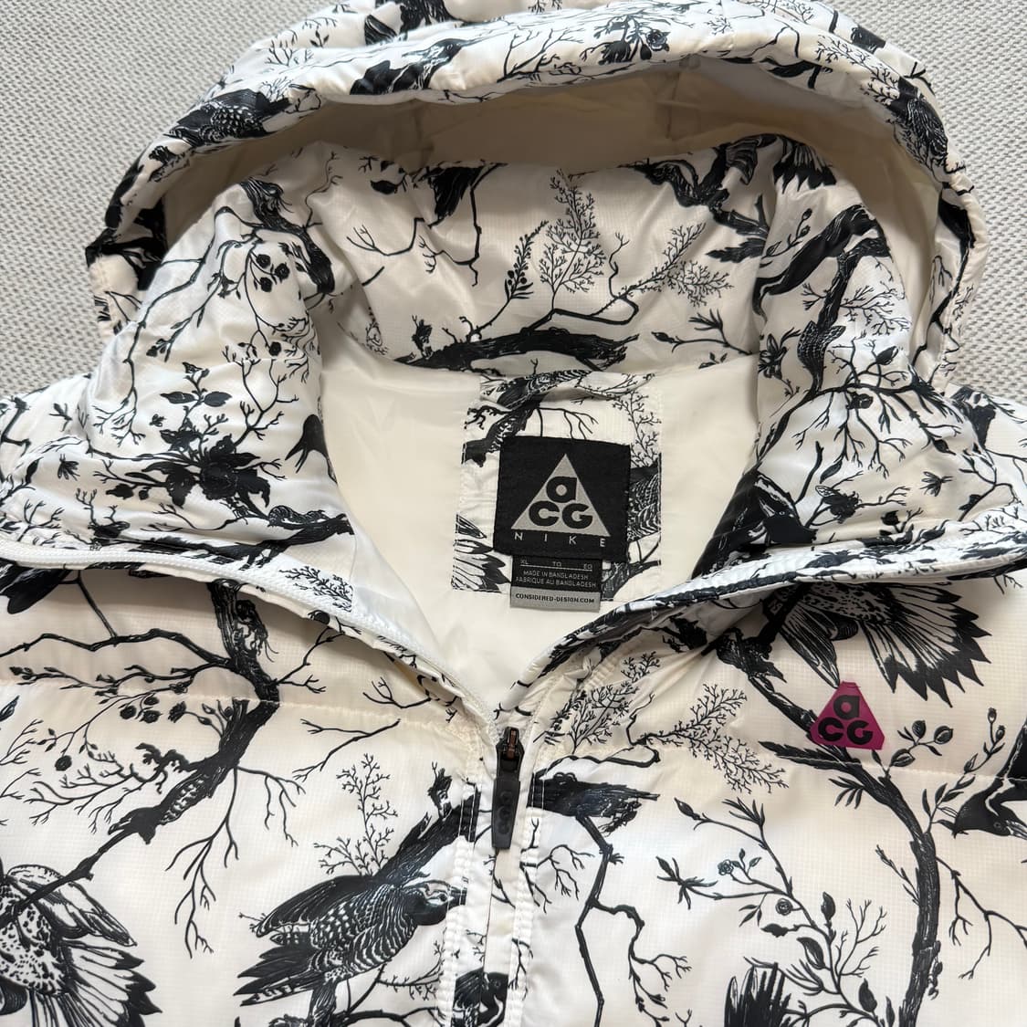 나이키 ACG 프린트 패딩 자켓 상품이미지3