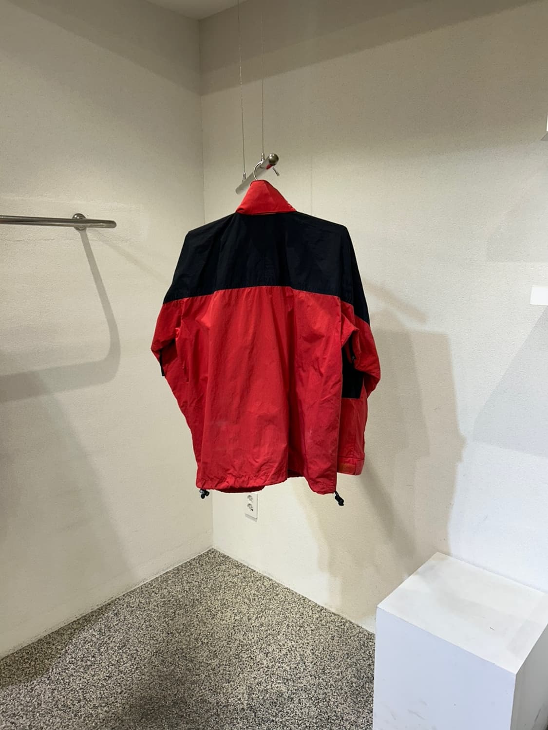 노스페이스 바람막이 자켓 상품이미지2